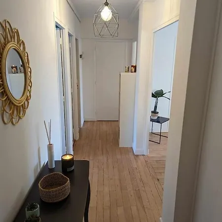 Le Spacieux - Hypercentre Cosy Appartement *